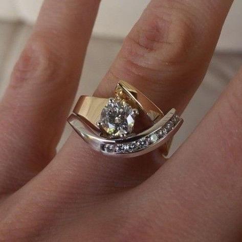 Irregular™ |Anillo de oro, plata y zirconia