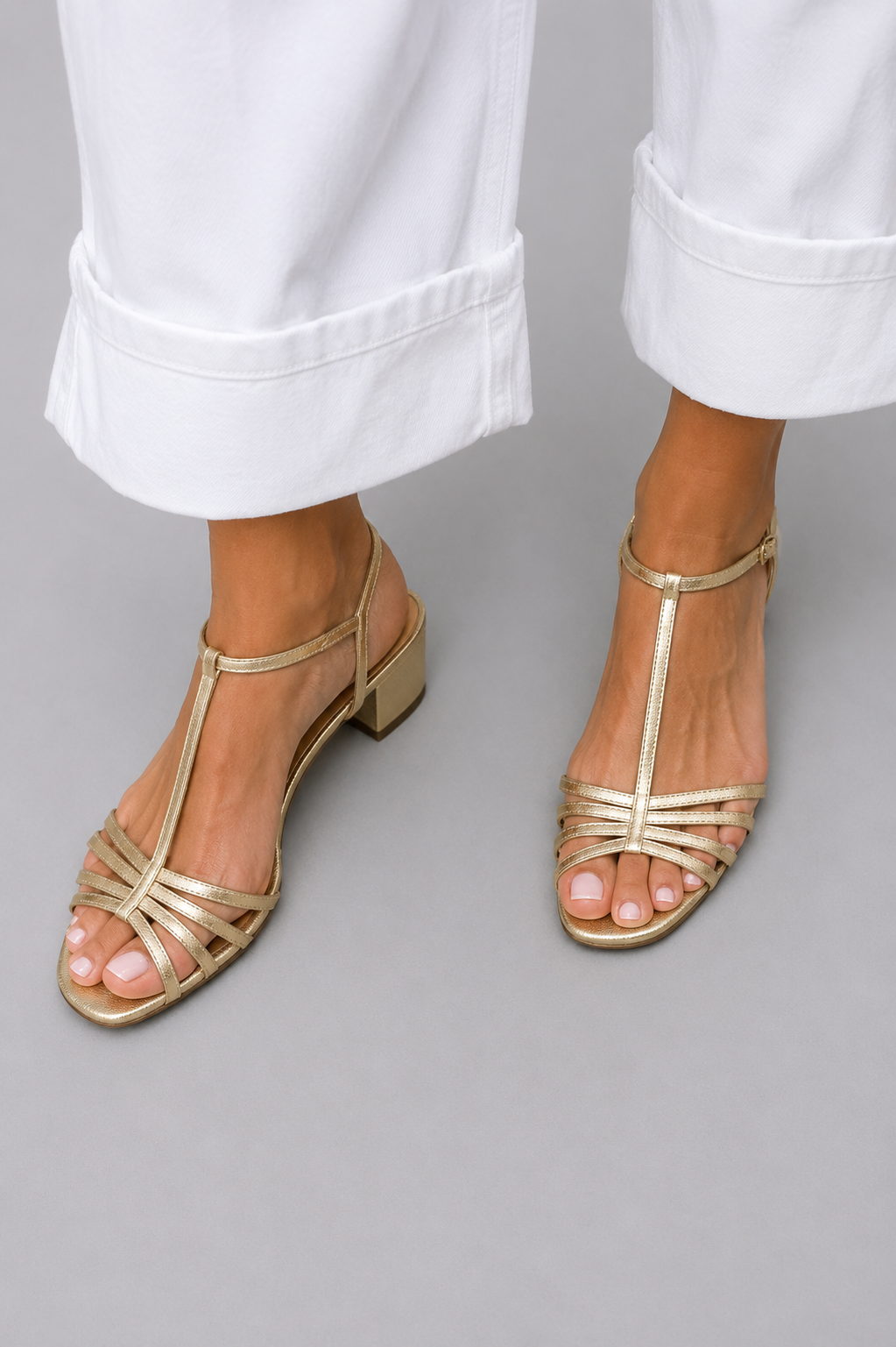 Allegra | Sandalias doradas. Elegancia para el día a día