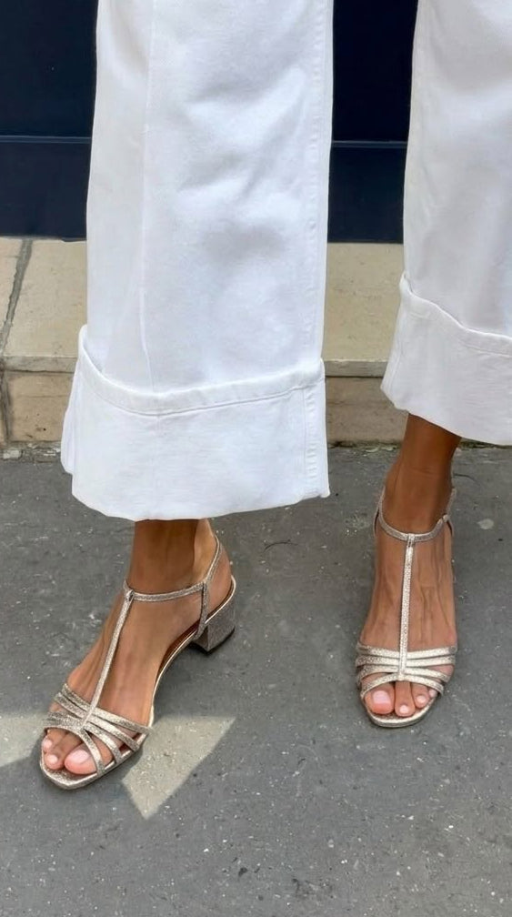 Allegra | Sandalias doradas. Elegancia para el día a día